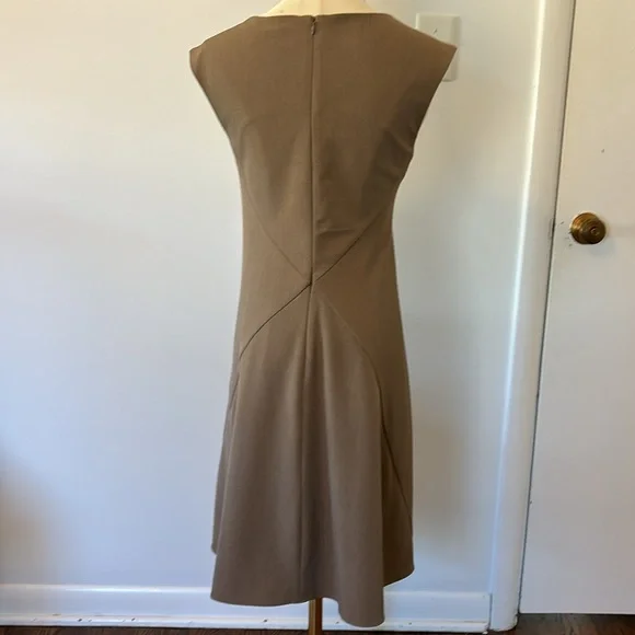 EUC MM Lafleur dress in size 4 - Picture 2 of 8